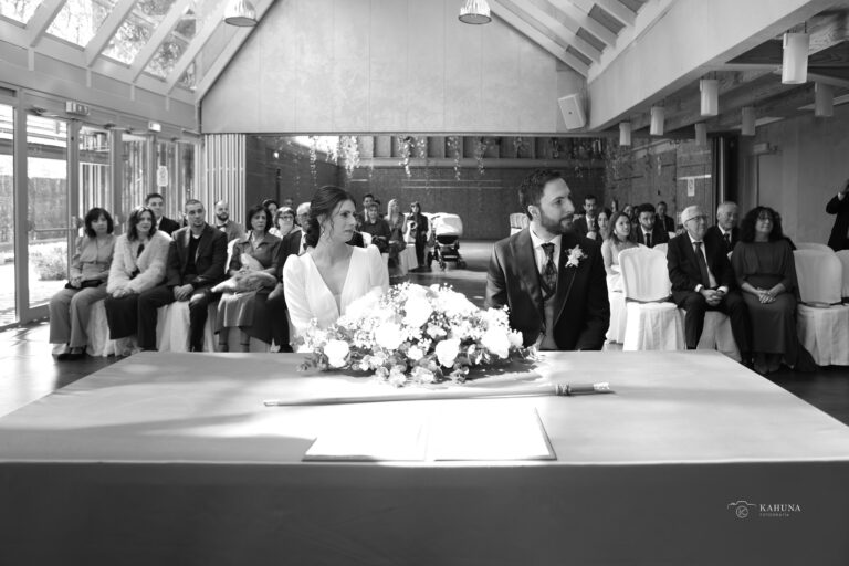 boda civil zaragoza, fotografia de boda civil en zaragoza. fotografo de boda zaragoza blanco y negro